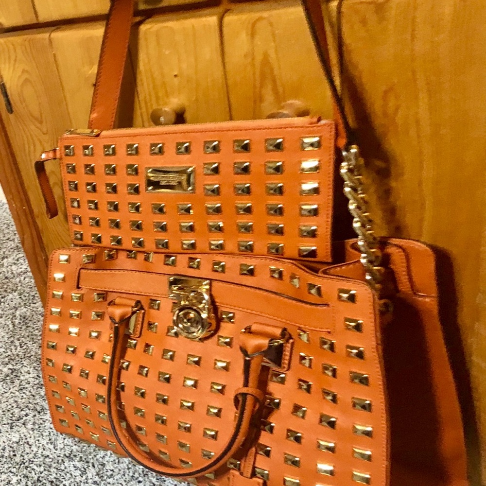 🧡🧡Michael Kors Studded Bag🧡🧡